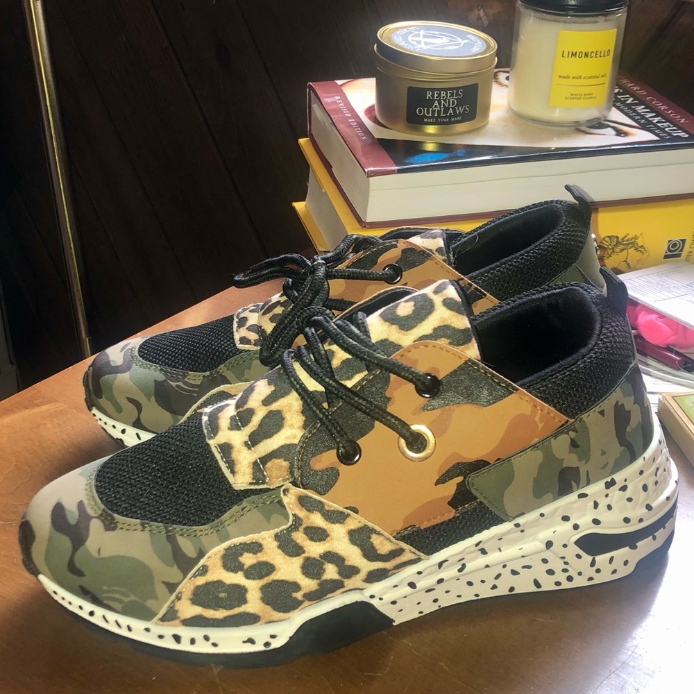Mixed Print Wedge Sneakers Size 11